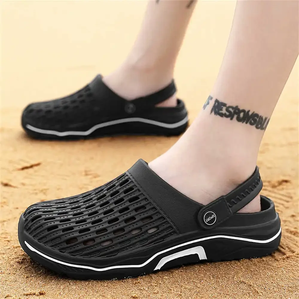 

Large Size Hole Sandals Men Beach Sandals Slippers House Man Shoes For The Festival Sneakers Sports Boti Krasovka Luxery