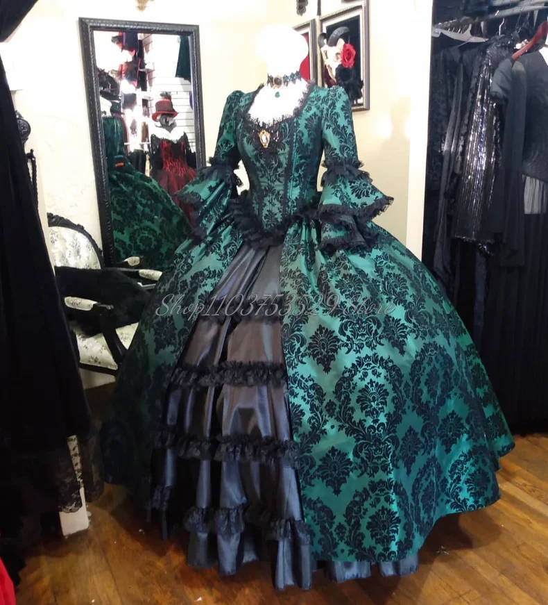 Classic Emerald European Prom Dresses Victorian Court Pleated Poncho Lace Appliqued Corset Layered Role Play Halloween Dresses