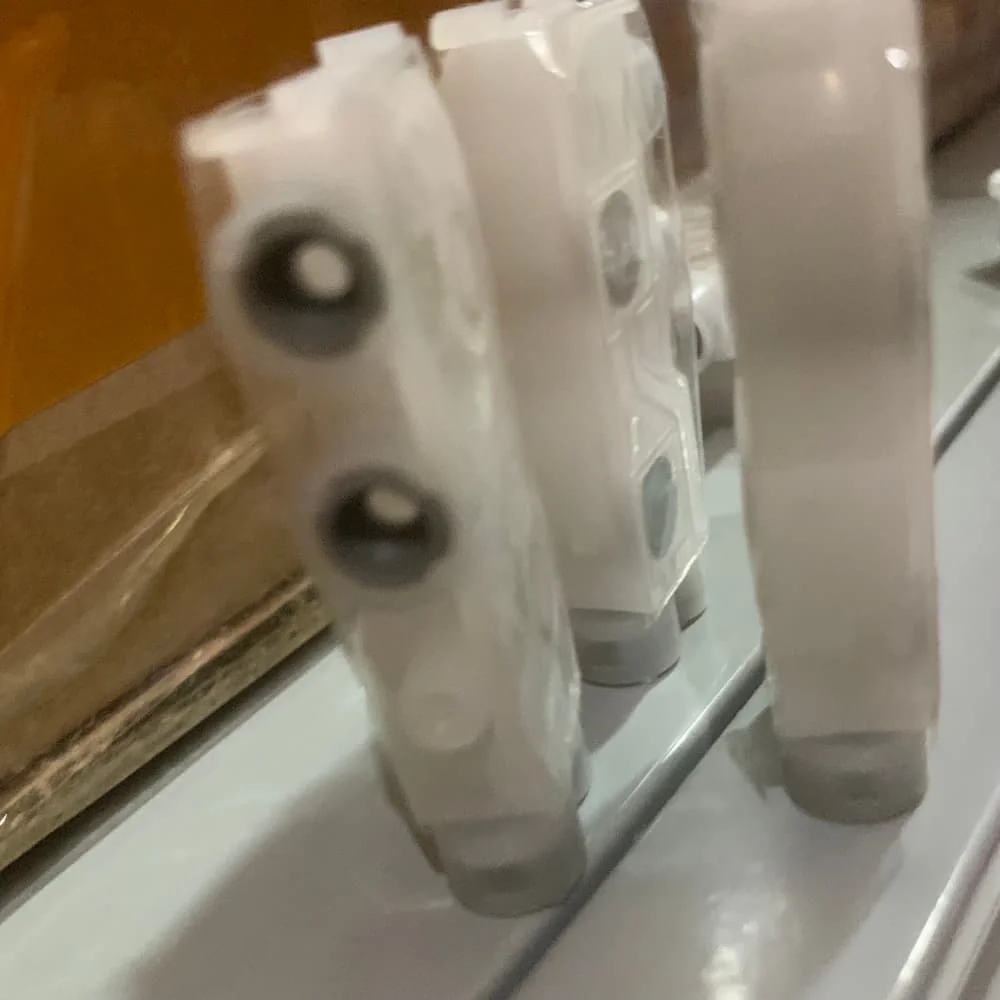 

10pcs. OEM new Ink Damper for Epson 3880 3800 3800C 3890 3850 RX700 R3000 printer Ink Damper