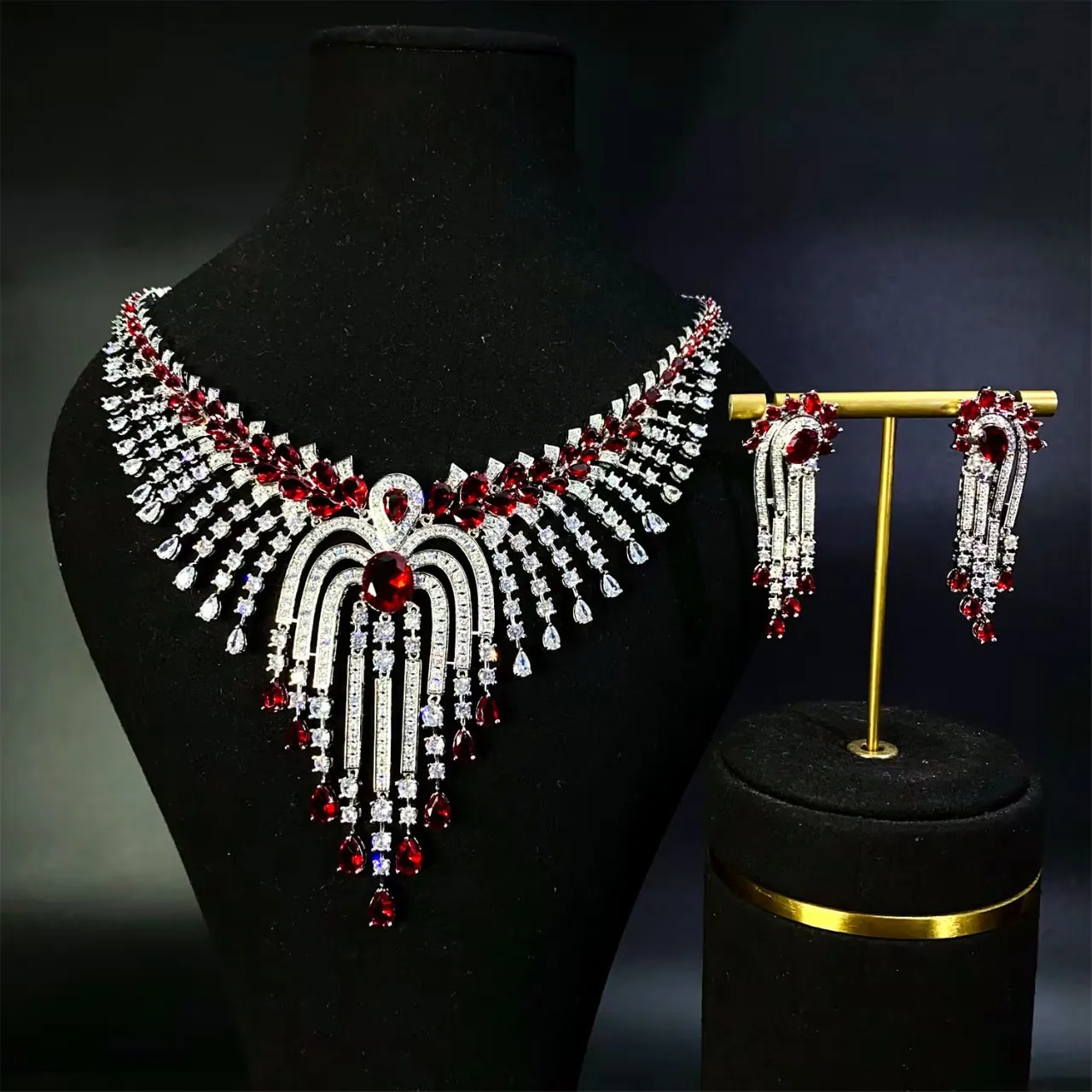 

Luxury Zircon Tassel Necklace Earring Noble Women Jewelry Set Dress Banquet Accessories Bridal Wedding Jewelry Set High-Quality