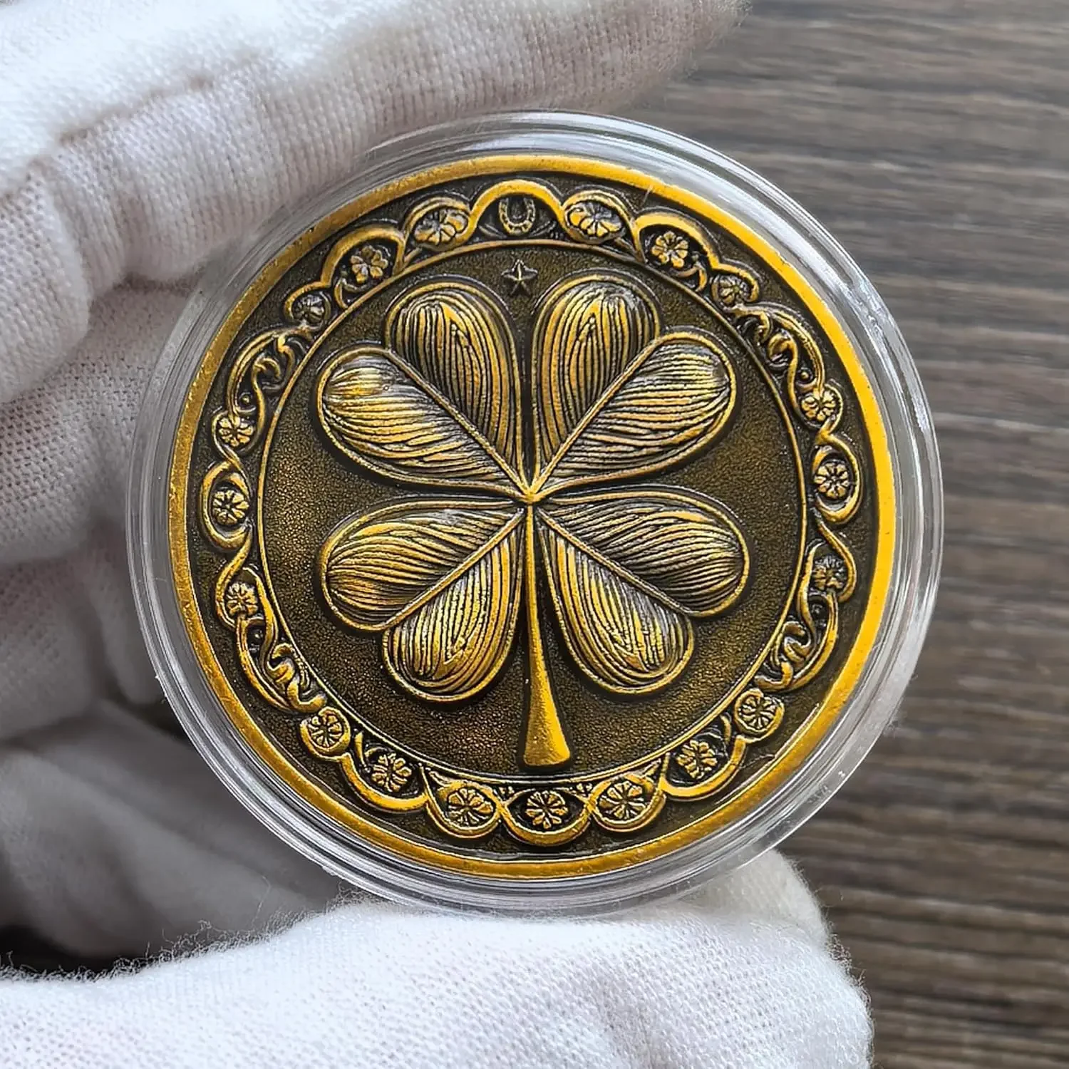 Good Luck Eagle Lucky Coin with Four-Leaf Clover