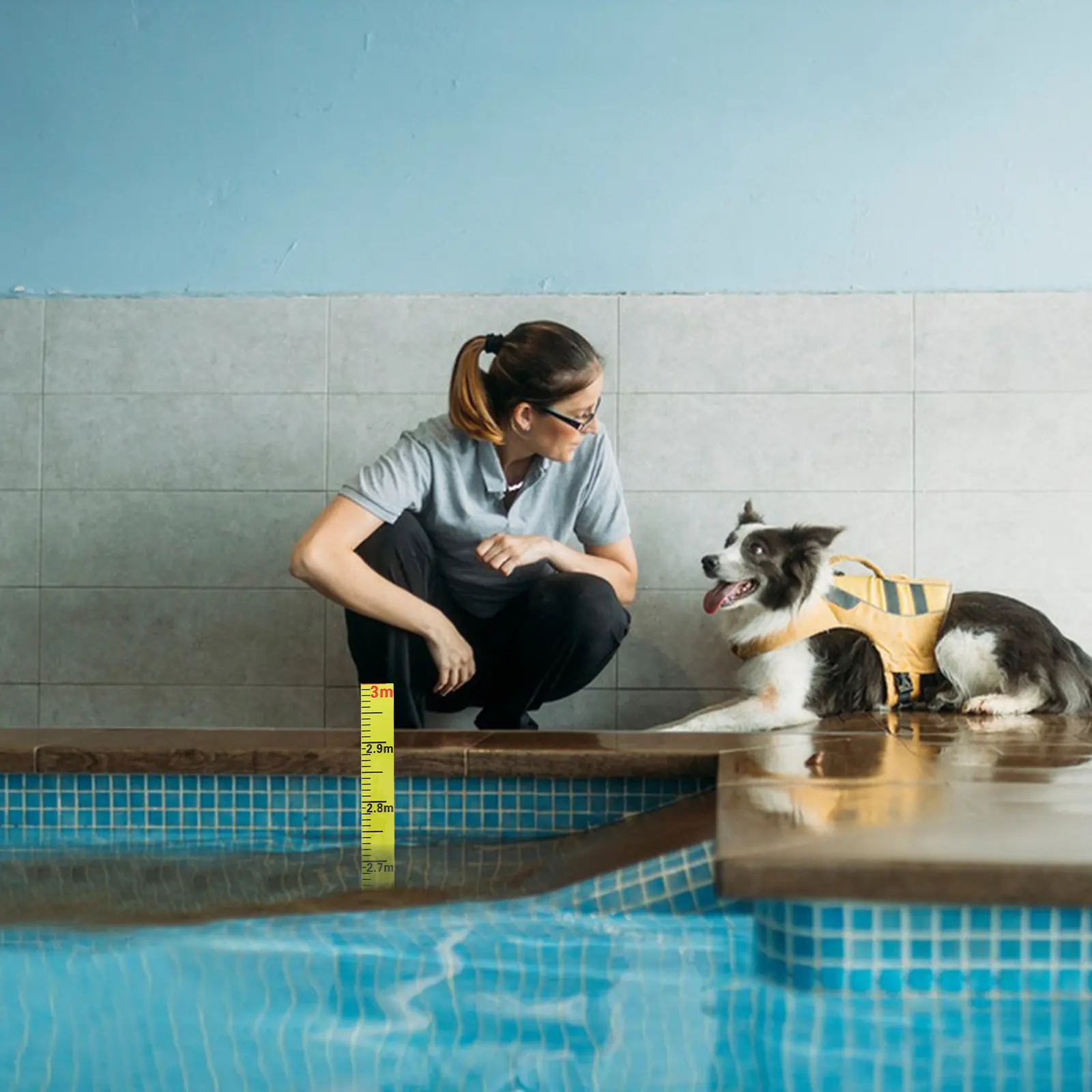 

Pool Water Level Gauge Sticker Adhesive Measuring Tape with Scale Clear Markings for Tanks Reservoirs Construction Renovation