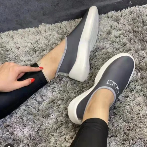 2022 Women Red Sneakers Female Casual Shoes Comfortable Mesh Slip on Ladies Sport Shoes Wedges Vulcanized Shoes Zapatos De Mujer