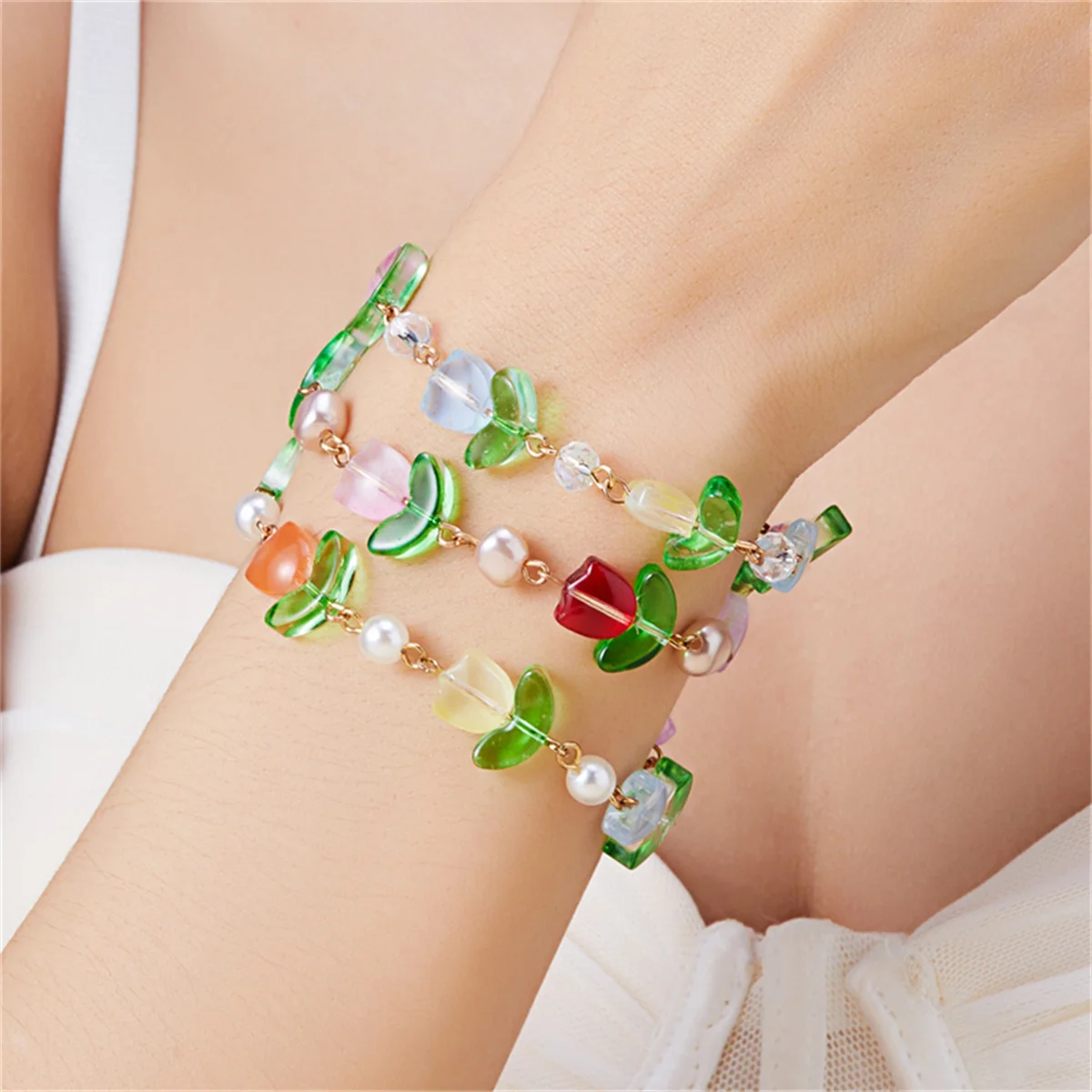 Fashion Sweet Colorful Resin Tulip Flower Bracelets for Women Girls Imitation Pearl Bracelet DIY Jewelry Wrist Gift Accessories