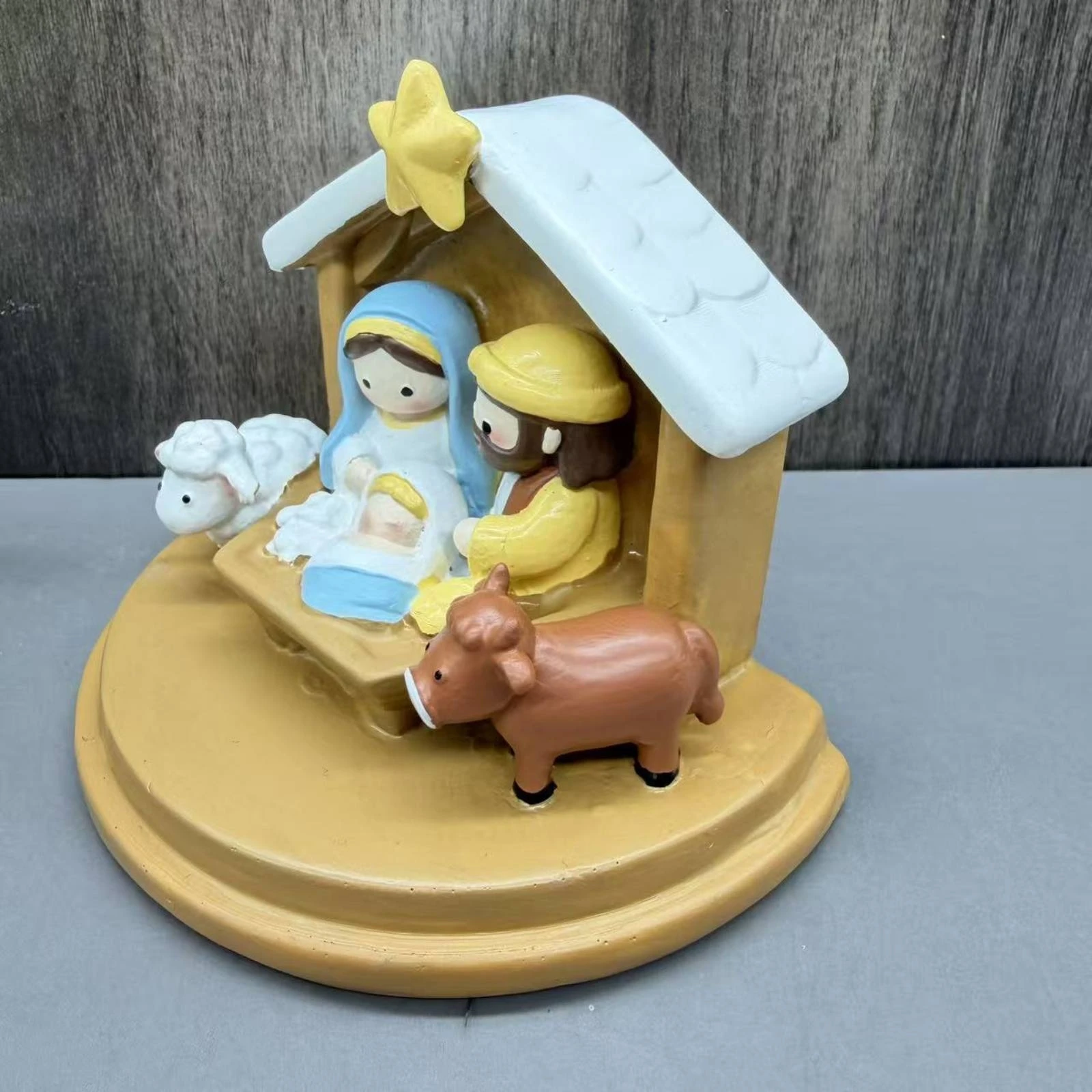 Resin Christmas Ornament Cute Christmas Nativity Figurines Nativity Figurine Tabletop Holiday Decor Handmade for Outdoor