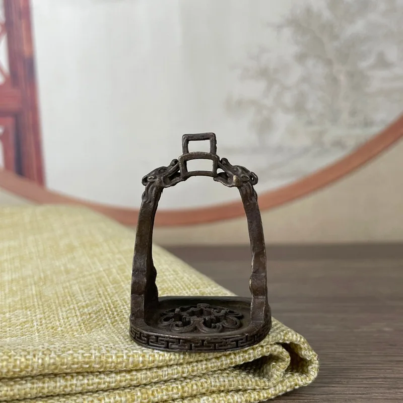 Antique miscellaneous items: distressed alloy small horse stirrups decorative craft ornaments