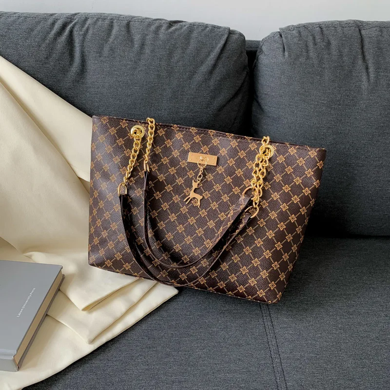 

2025 Autumn Winter Women's Large Capacity Tote – Vintage Monogram, Chain Shoulder Crossbody Bag, Designer Handbag for Work & Dai