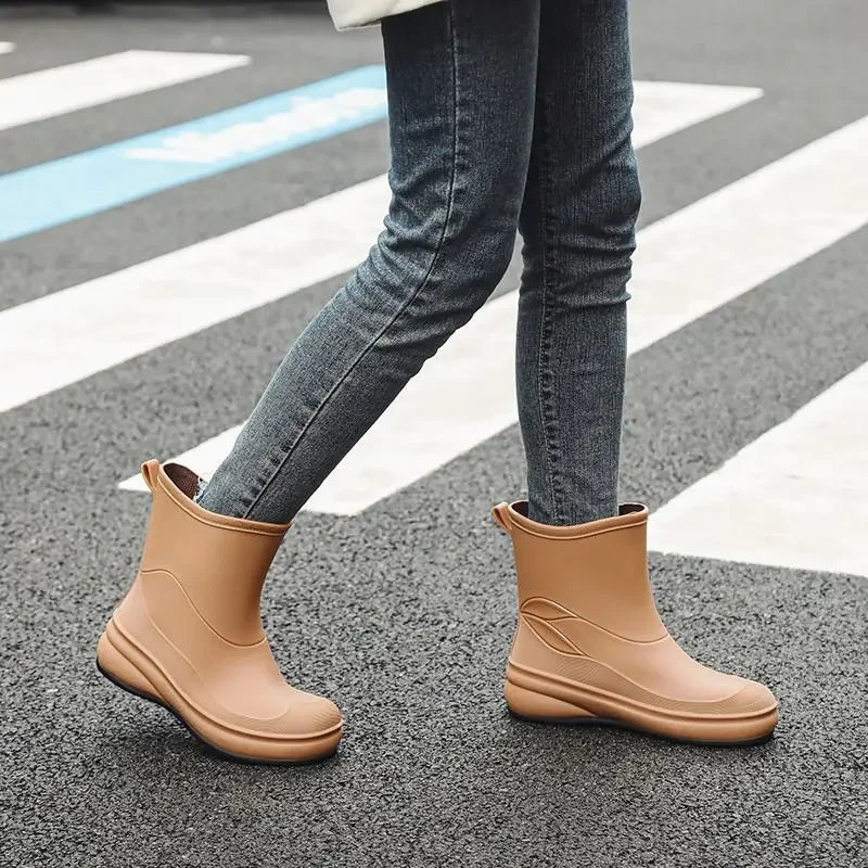 Non Slip Mid Calf Rain Boots Women 2026 New Waterproof Rubber Lined Work Shoes Car Wash Kitchen Garden Overshoes
