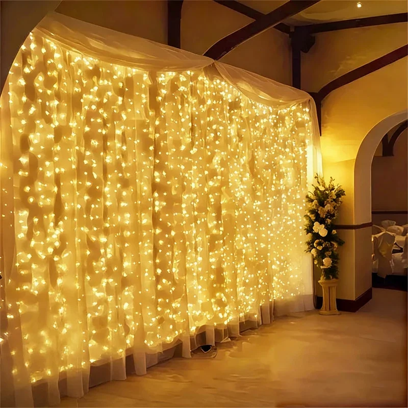 LED Curtain String Lights Christmas Lights 8 Lighting Modes USB Plug with Remote Control Indoor Fairy Garden Wedding Decoration
