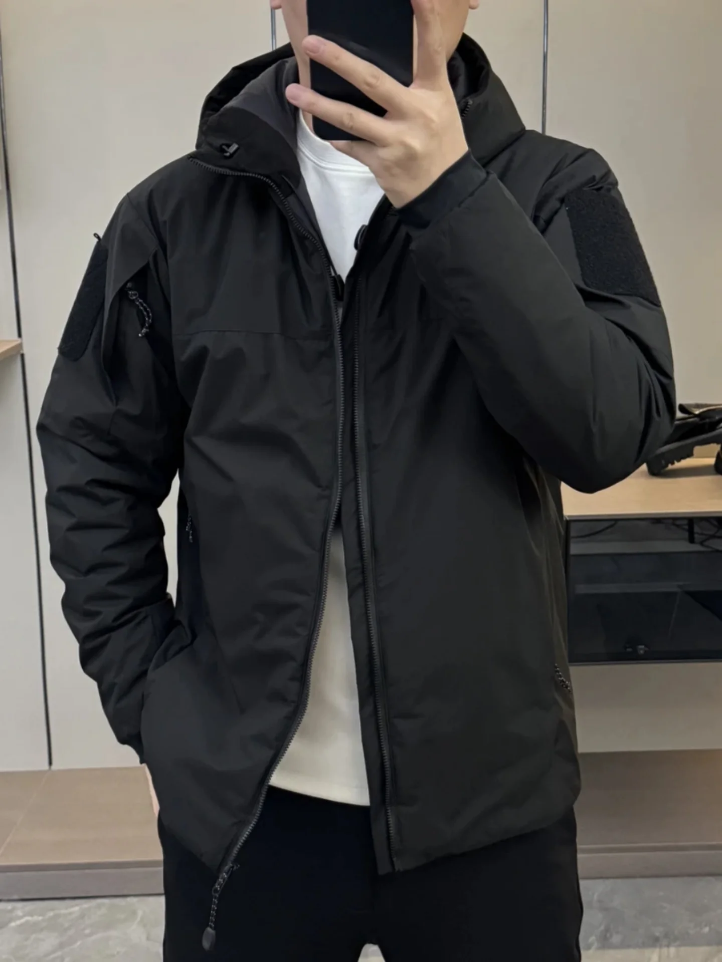 

Высококачественная мужская зимняя куртка с капюшоном из хлопка, новая, стильная, универсальная, легкая, цветная, элегантная...