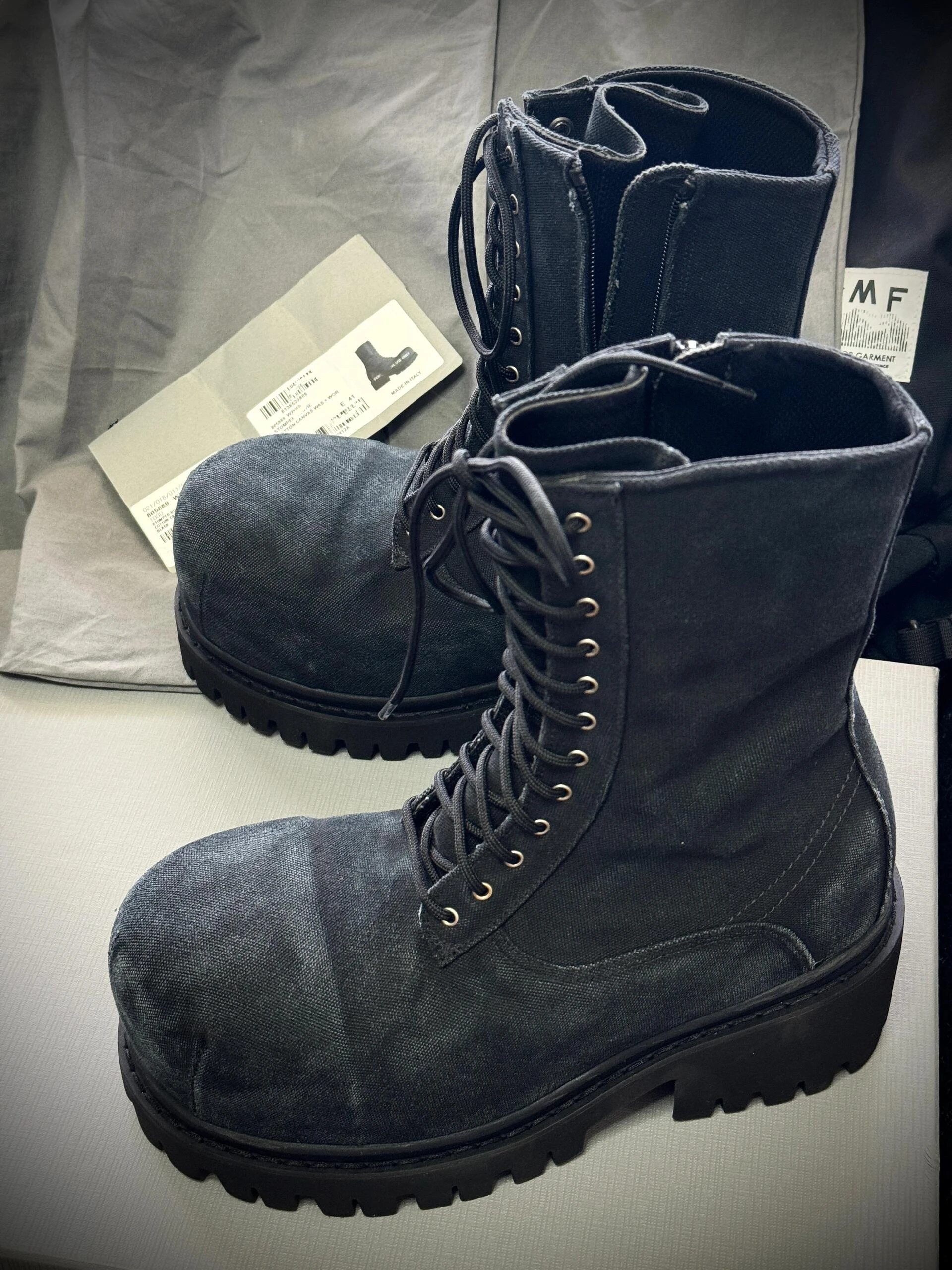 Men's Black Suede Lace-Up Combat Boots with Chunky Lug Sole Edgy and Durable Footwear Stylish Versatile Choice for Streetwear