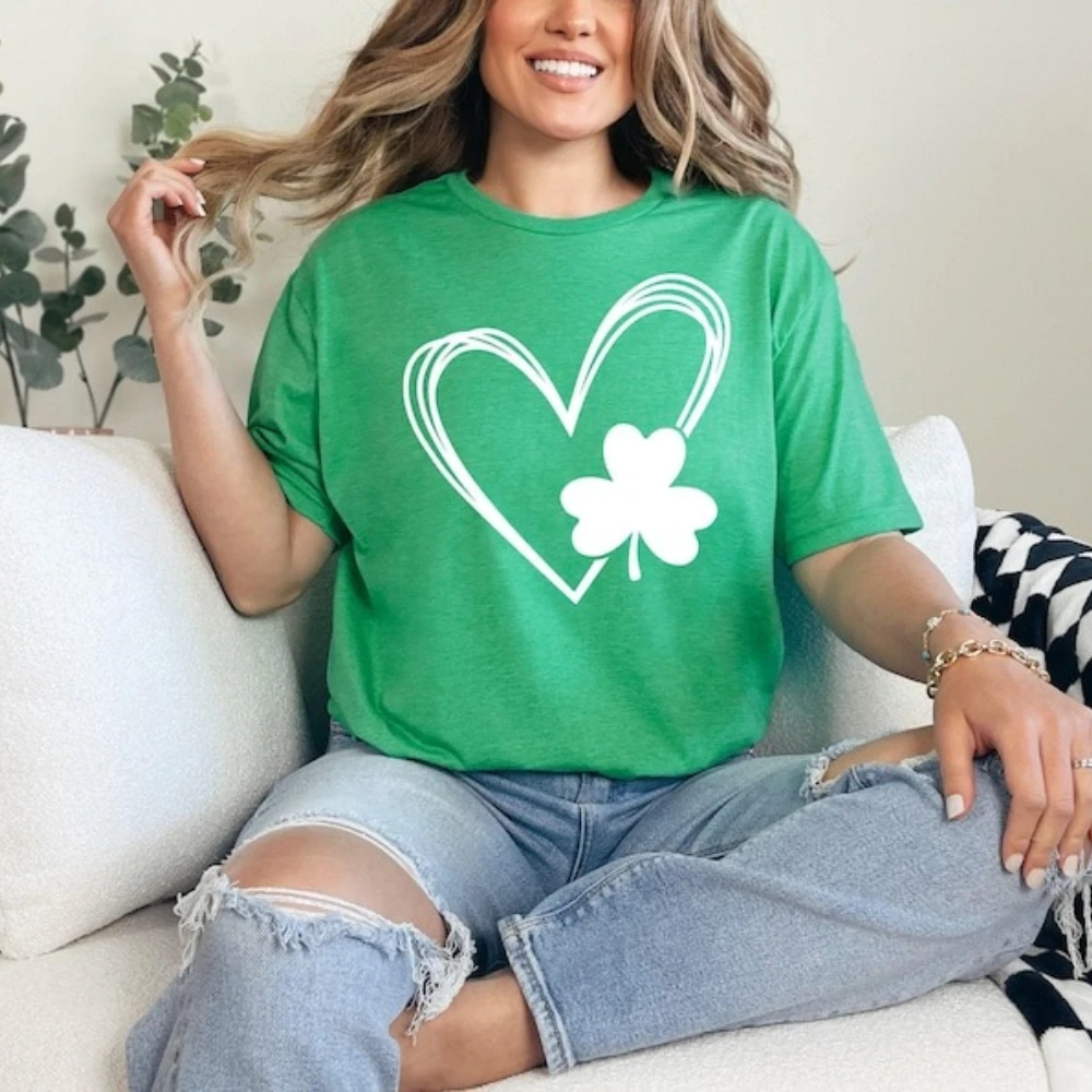 Shamrock Heart Shirt St Patrick's Day Casual Women Tshirt Lucky Irish Tee Saint Patrick's Day Heart T-shirt Simple Daily Life T