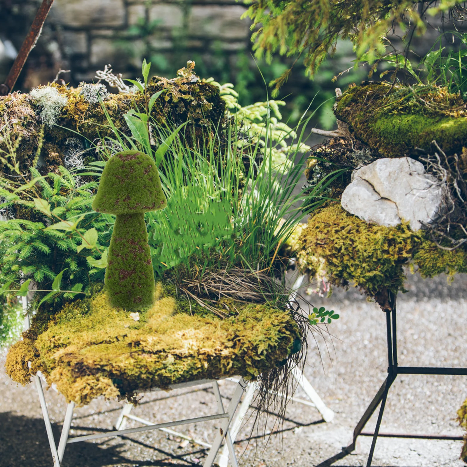 

Simulation Moss Mushroom Decor Green Realistic Flocked Mushroom Art Showcase Garden Yard Outdoor Lawn Decoration