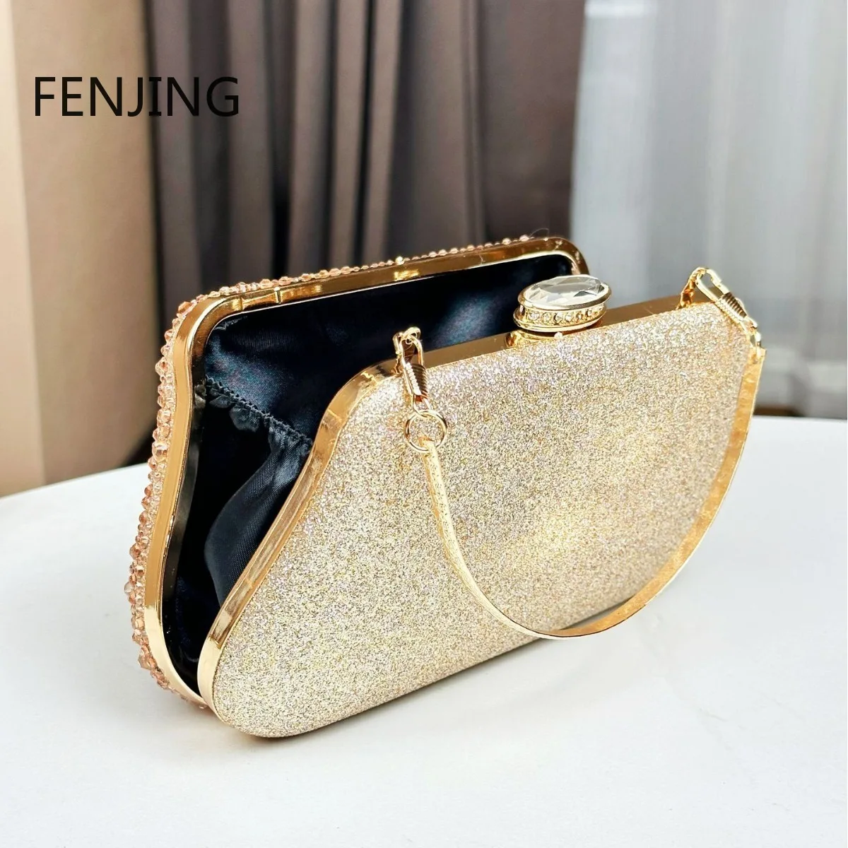 Gold Evening Bags for Women 2024 New Rhinestone Clutches and Purse Female Party/Dinner/banquet Handbags Prom Chain Shoulder Bags