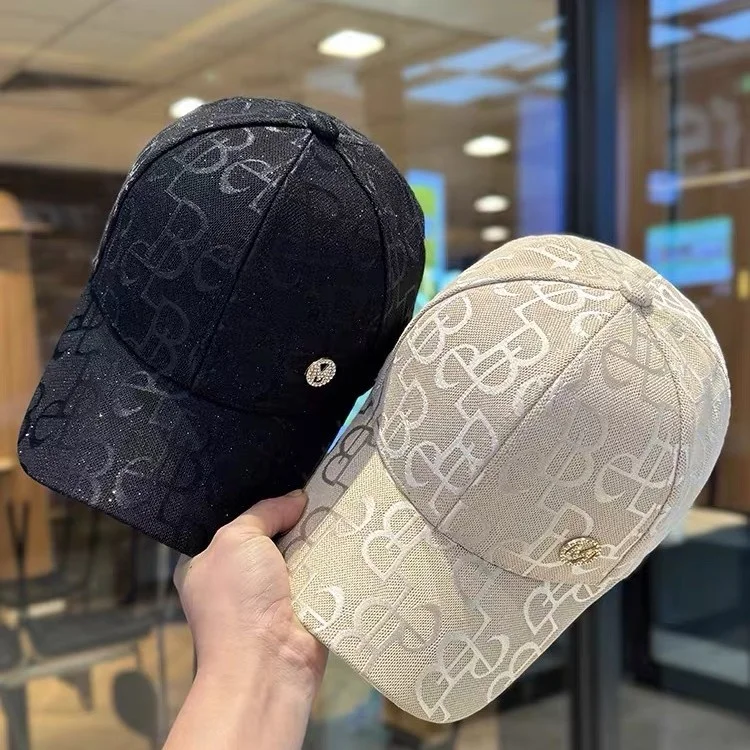 Unisex Fashion Adjustable Baseball Cap Spring Summer Autumn M round Logo Cap Style for All Seasons