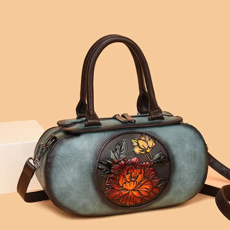 

Handbag Women's Bag New Retro Personality Simple and Exquisite Fashion Middle-aged Shoulder Bag Engraved New Messenger Bag