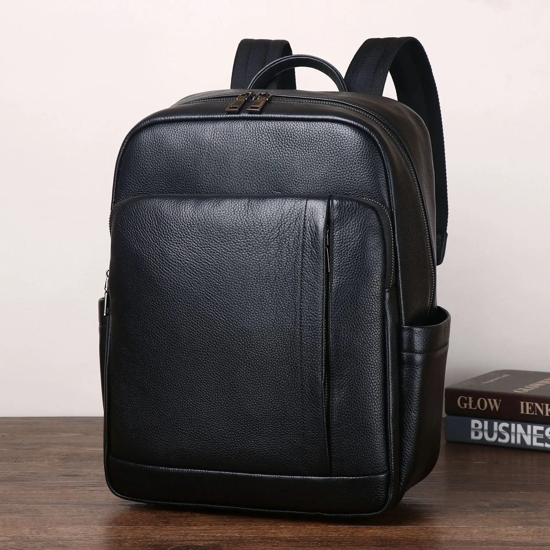 

2026 New brand Natural Cowskin Genuine Leather Men's Backpack Fashion Large Capacity Shoolbag Boy Laptop Backpack computer Bag