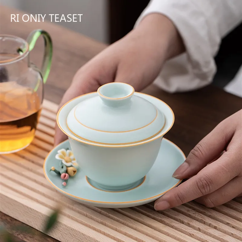 

150ml Chinese High Grade Ceramic Gaiwan Teacup Handmade Flower Pattern Tea Tureen Travel Tea Bowl Household Teaware Accessories