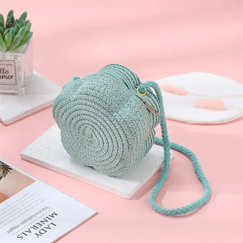 

New Woven Straw Shoulder Bags Flower Travel Coin Purse Cute Lightweight Beach Bag for Children
