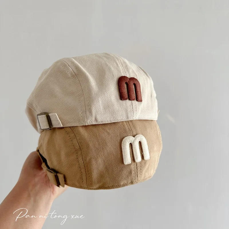

Children's Reverse Cap Letter M Embroidery Four Seasons Forward Hat Travel Retro Painter Hat