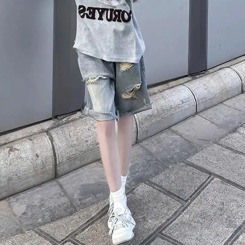 Retro Distressed Denim Shorts for Women Summer High Street Loose Casual Cropped Shorts Fashion Washed Blue Pants