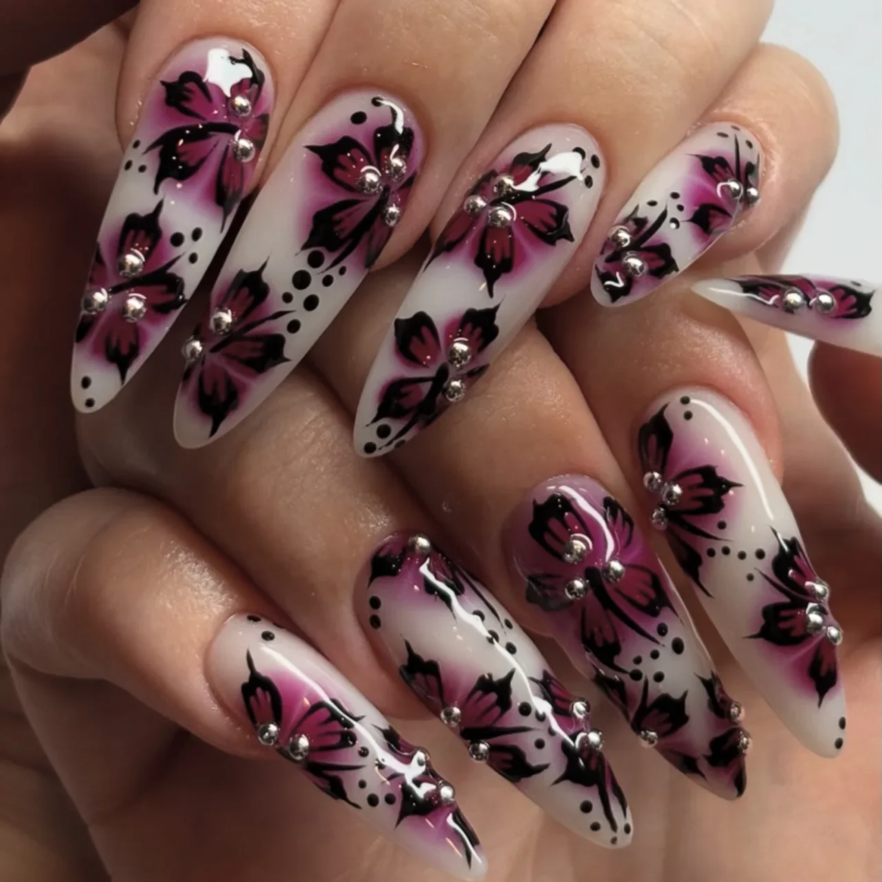 Franse chic witte bloem parel amandel kunstnagels strik steentjes luipaardprint lange puntige nepnagels kunst druk op nagels