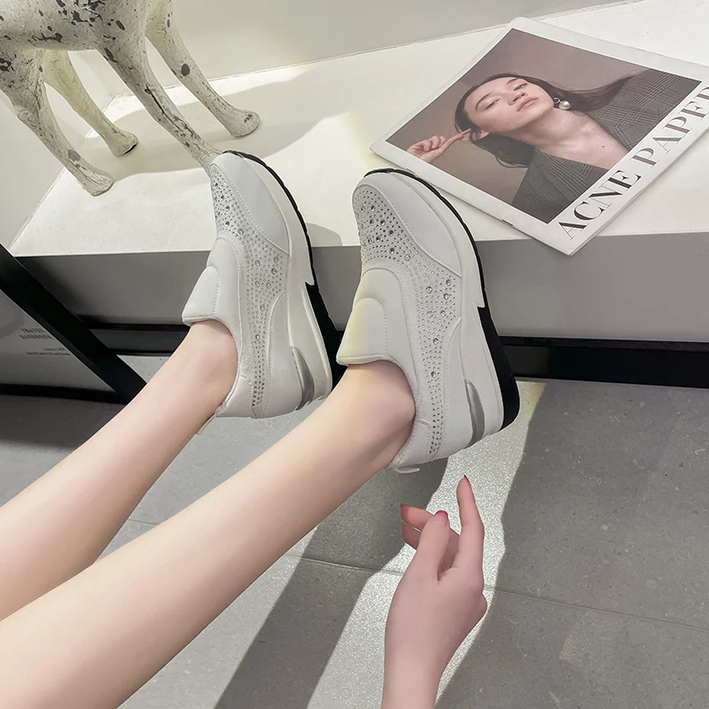 Rhinestone Sneakers for Women 2023 New Spring Black Slip-On Ladies Casual Ladies Sneakers Breathable Mesh Light Vulcanized Shoes