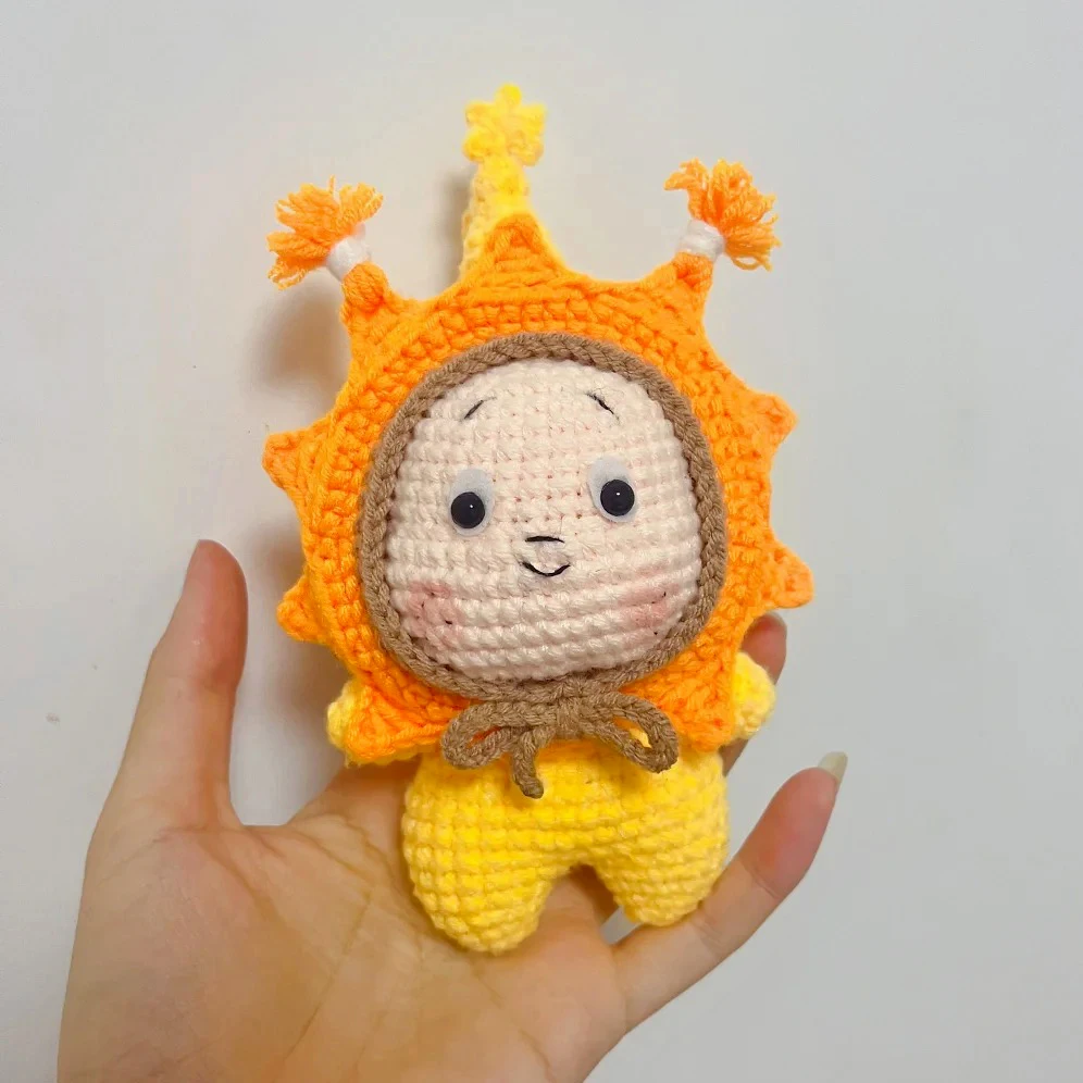 chaveiro-de-boneca-humana-estrela-do-sol-em-croche-artesanal-presente-bff-para-passar-o-tempo-em-casa-pingente-de-brinquedo-de-la-kit-de-material-para-trico-diy
