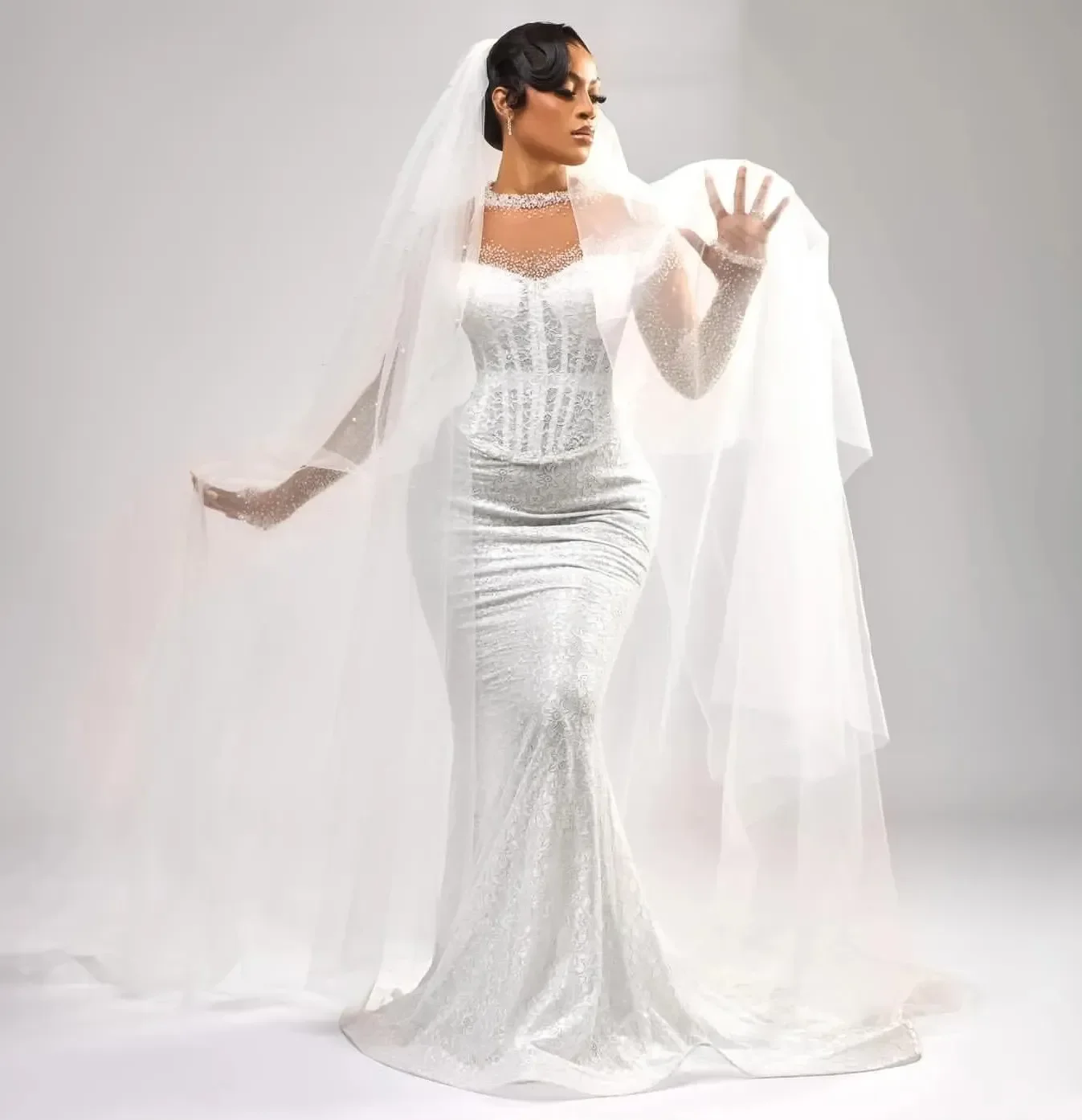 2026 Vintage Illusion Beaded Mermaid Wedding Dress with Long Sleeve Button Back Corset Fishtail Bridal Gown Lace