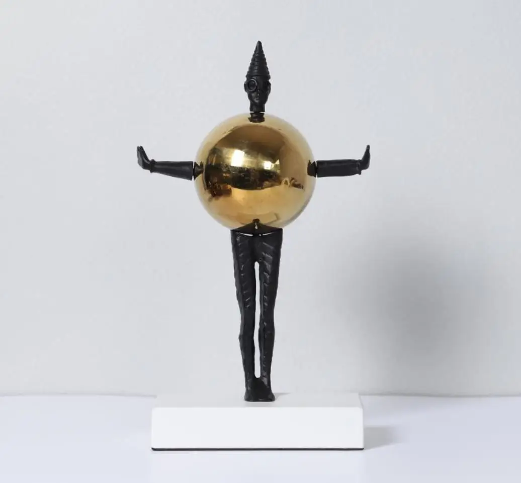 Modern minimalist metal armor, spherical figure sculpture, study desk, sample room, living room, decorative art decorations