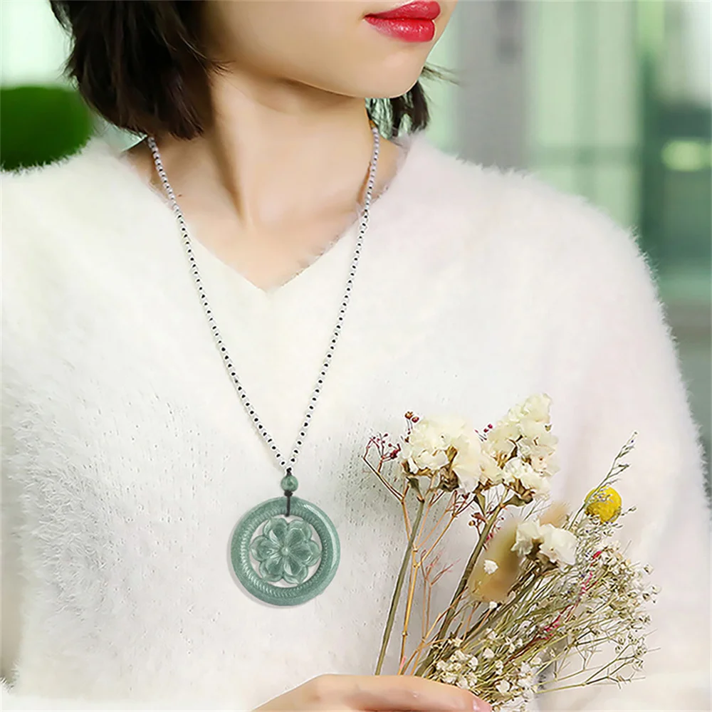 الجاديت الأخضر الطبيعي منحوتة الجوف تتفتح زهرة قلادة تميمة قلادة شهادة الفاخرة اليشم خمر هدية مجوهرات