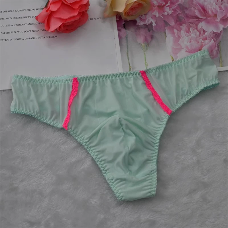 ملابس داخلية للمثليين سيسي سراويل داخلية مرنة من الحرير الجليدي للرجال ملابس داخلية مثيرة حريرية ملابس داخلية مثيرة منخفضة الخصر Tangas Thong