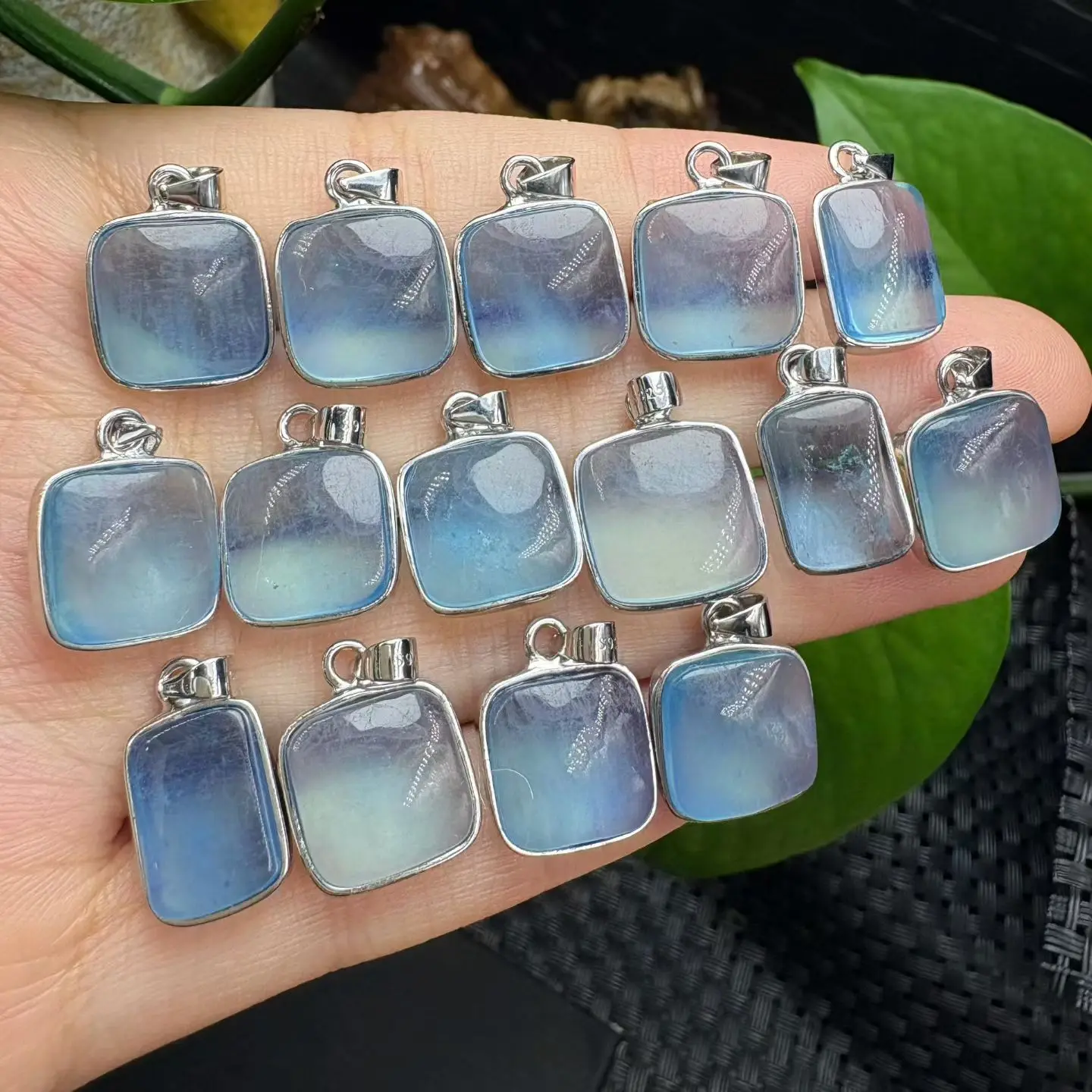 

1 Pc Fengbaowu Natural Aquamarine Square Pendant 14-16MM 925 Sterling Silver Frame Reiki Healing Stone Jewelry Gift Women