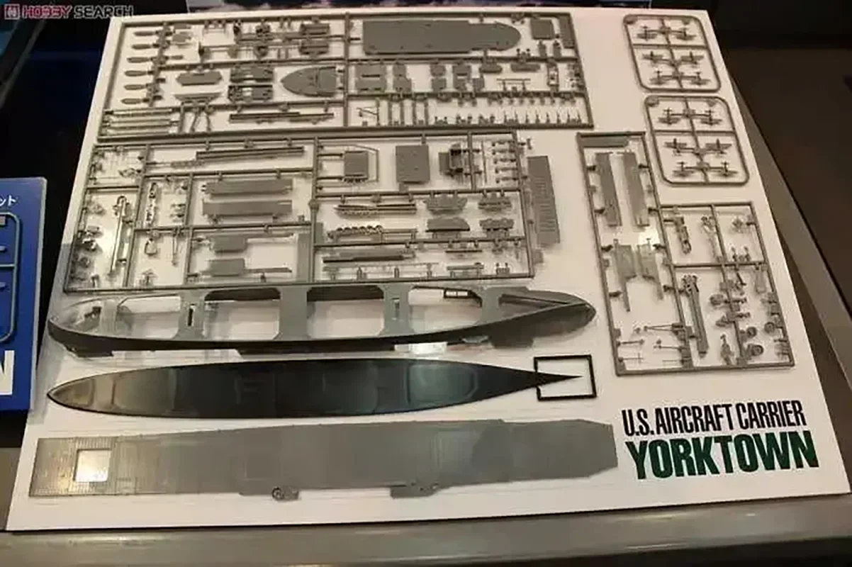 Tamiya 31712 1/700 U.S. Aircraft Yorktown Boatship Assembly Model Building Kits for Model Hobby Collection