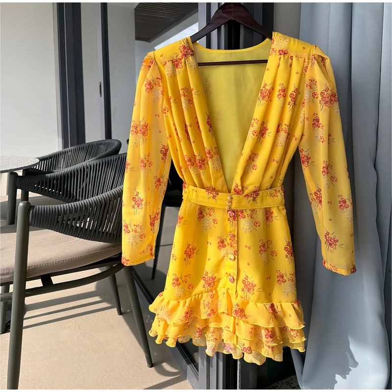 Women's Printed V-neck Short Sleeve Waist Cinching Mini Dress Chic A-line Bodycon Dresses 2026 Lady Summer Vacation Sweet Robes