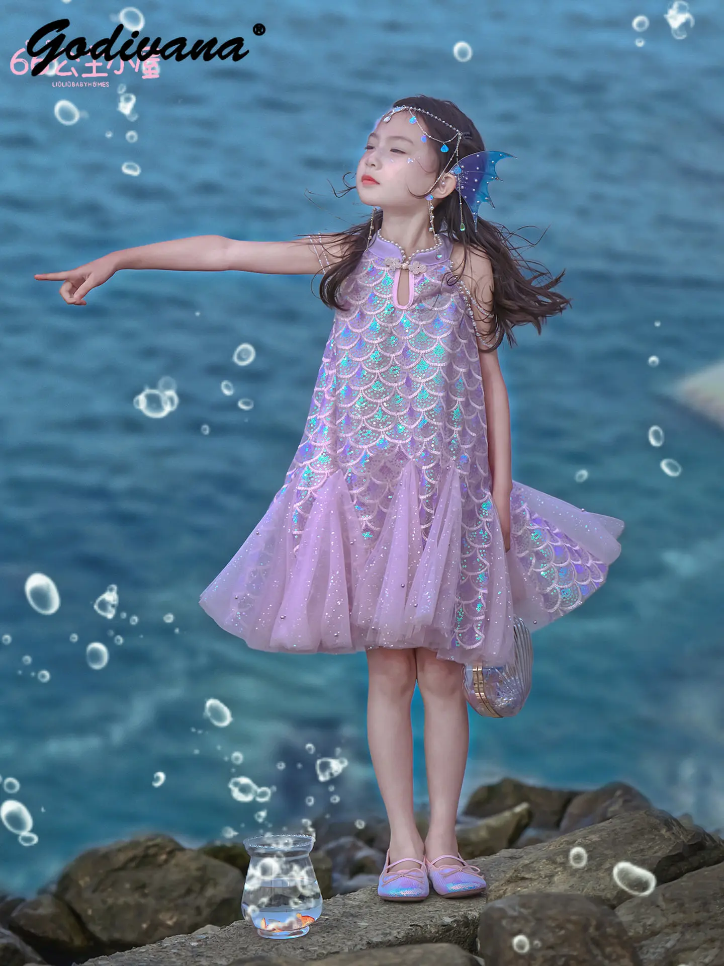 abiti-estivi-per-bambine-2026-nuova-moda-sirena-per-vacanze-al-mare-eleganti-vestiti-con-paillettes-perle-catene-e-inserti-in-rete