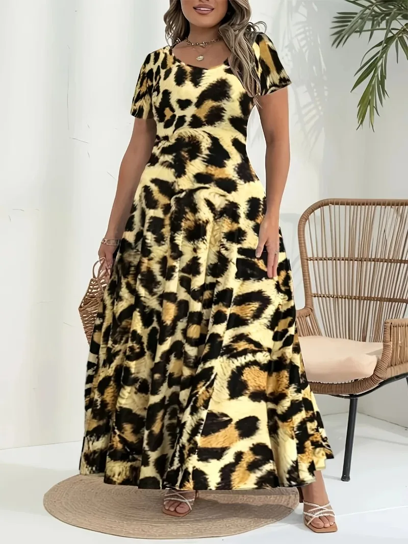 

Plus Size Women's Summer Casual Leopard Print Dress Fashion Round Neck Short Sleeve Loose Fit Comfortable Breathable Daily Wear