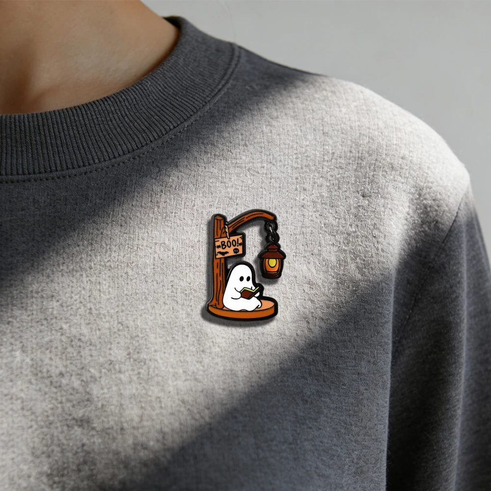Halloween-Geister-Brosche mit „BOO“-Slogan, Laternen-Abzeichen, Festdekorationen, Emaille-Pin, Cartoon-Zubehör – Detail 6