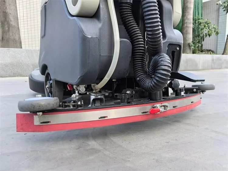 تمرير معدات التنظيف التجارية أجهزة تنظيف الأرضيات الصناعية مع الخزانات #3