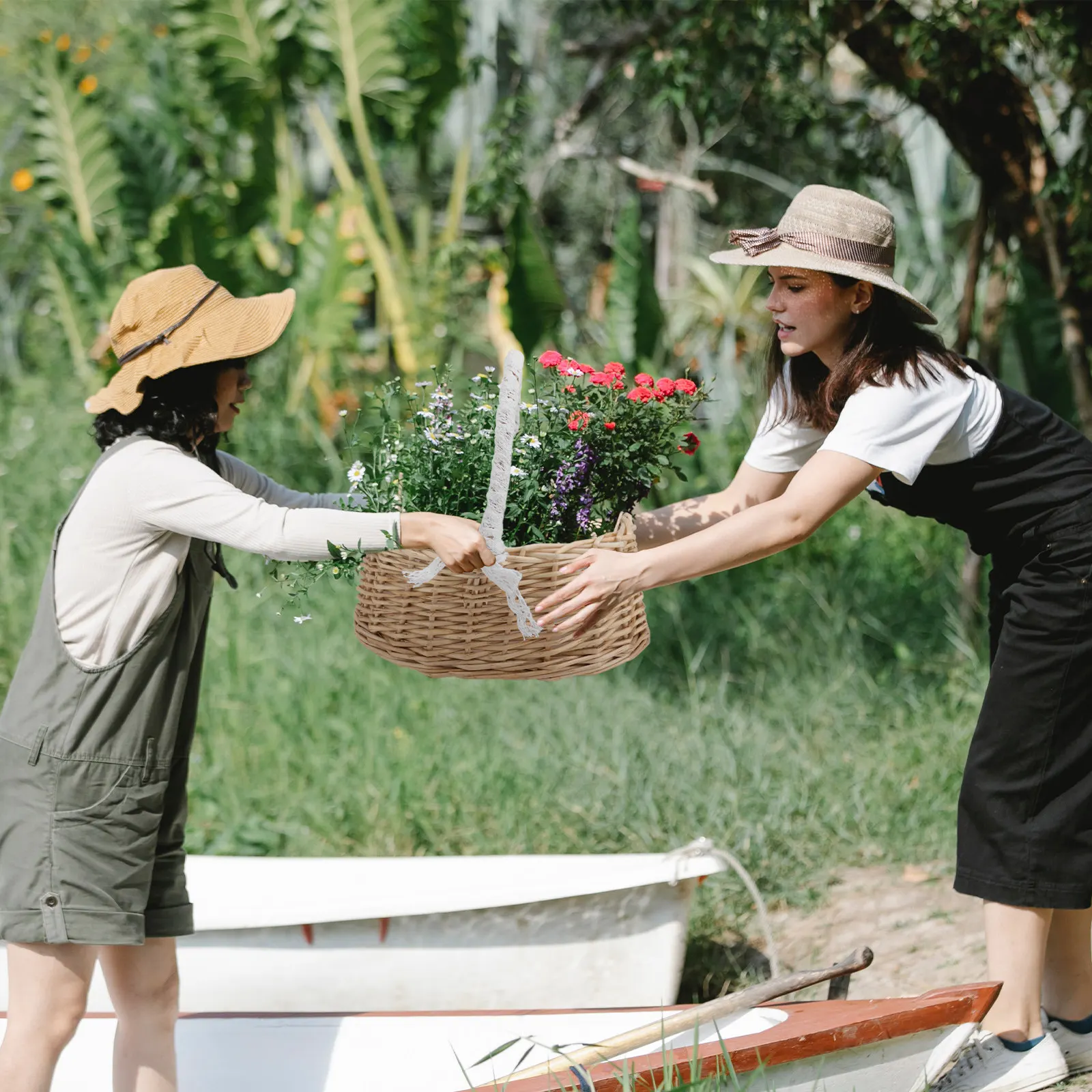 Cesta de flores tejida de ratán, color caqui, decorativa, para boda, almacenamiento floral, embalaje de regalo de flores secas, 1 unidad