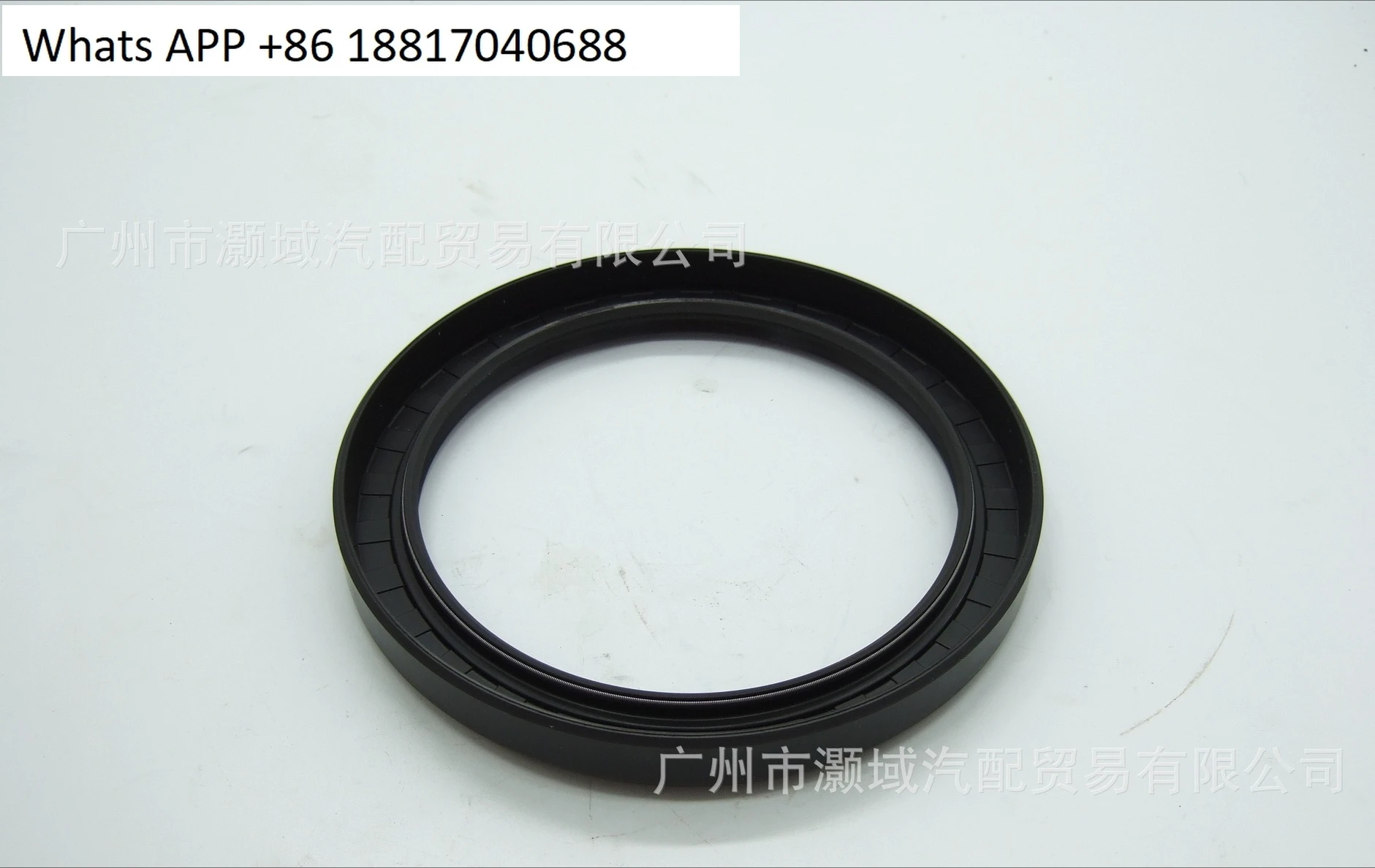 

Оригинальное импортное уплотнительное кольцо масляного уплотнения N-O-K120 * 153 * 15 * 18