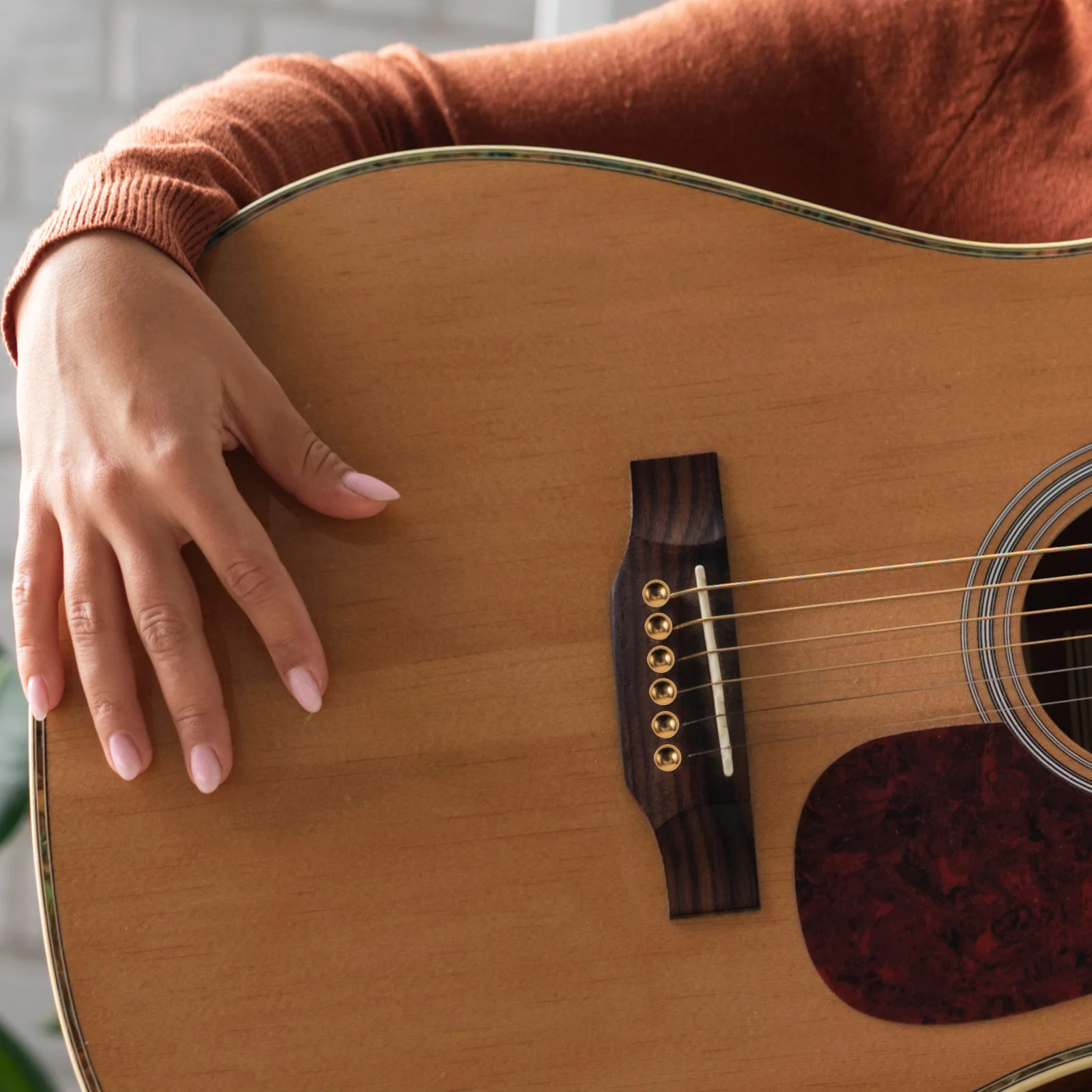 

6Pcs Guitar Bridge Pins Copper Polished Wear-Resistant High Hardness Ideal for Acoustic Guitar String Pegs and Accessories