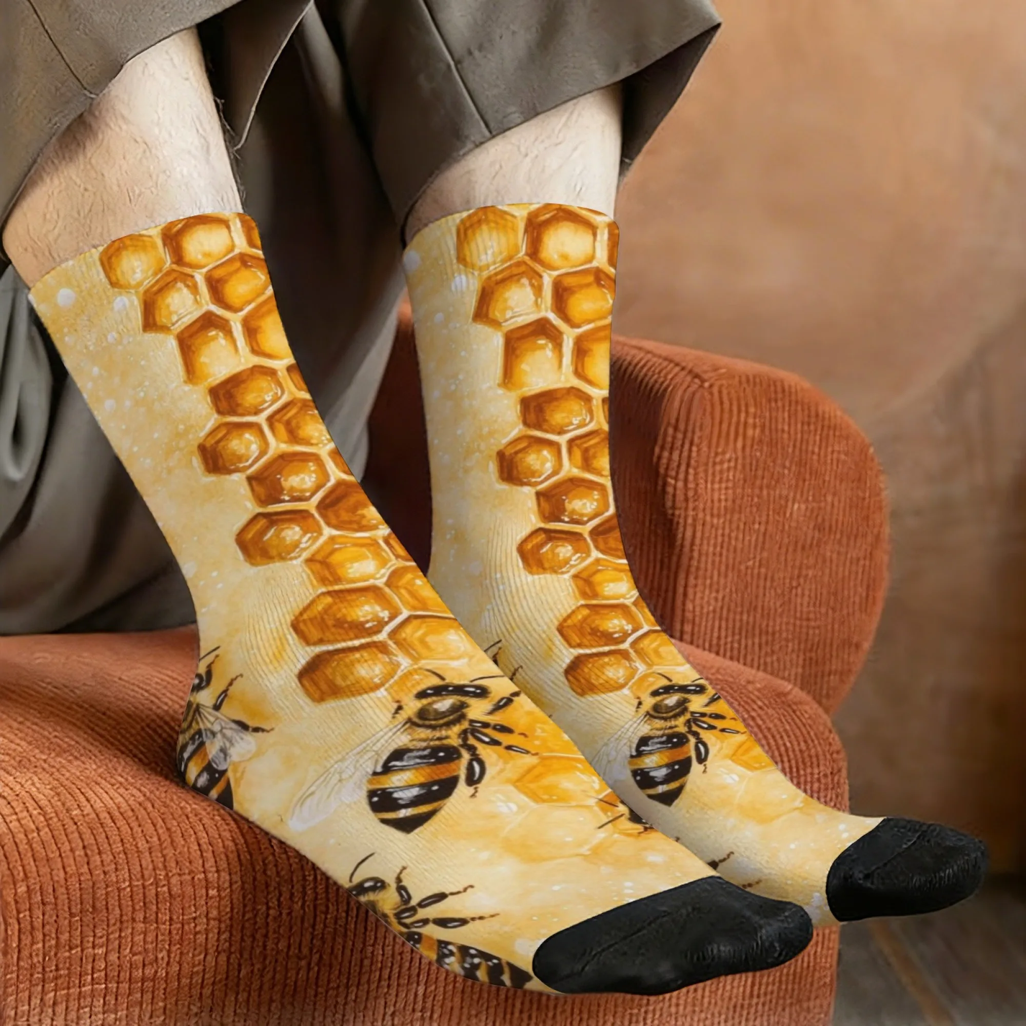 

Honeycomb Bee Art Socks Slim Fit Durable Lightweight Men's Socks Travel Casual Wear Running Street Style Harajuku Novelty Socks