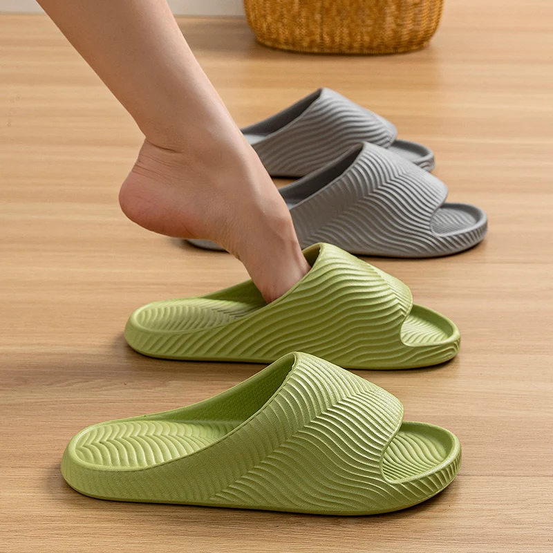 Women's Slippers Solid Color Soft Sole EVA Pillow Slides Woman Couple Non Slip Beach Flip Flops Summer Platform Cloud Slippers