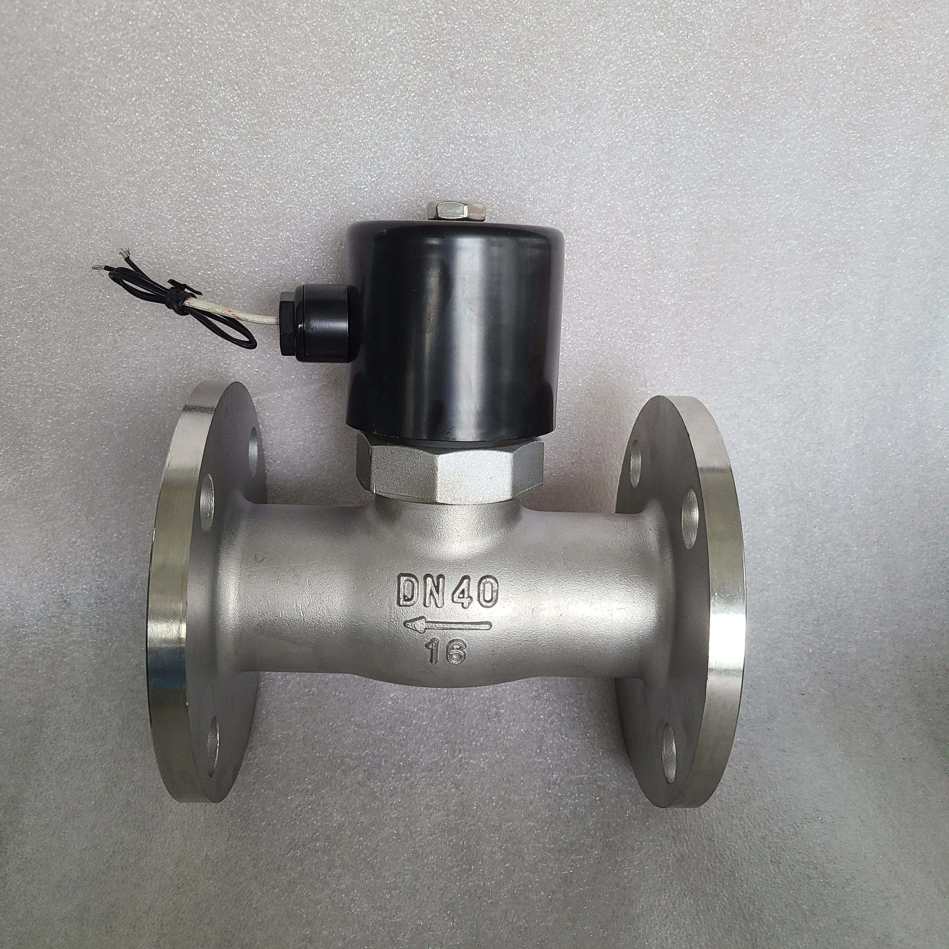 Magnetventil Stainless steel flange steam solenoid valve 304 piston flange high temperature normally closed solenoid valve Wasser und Dampf — Detail 2