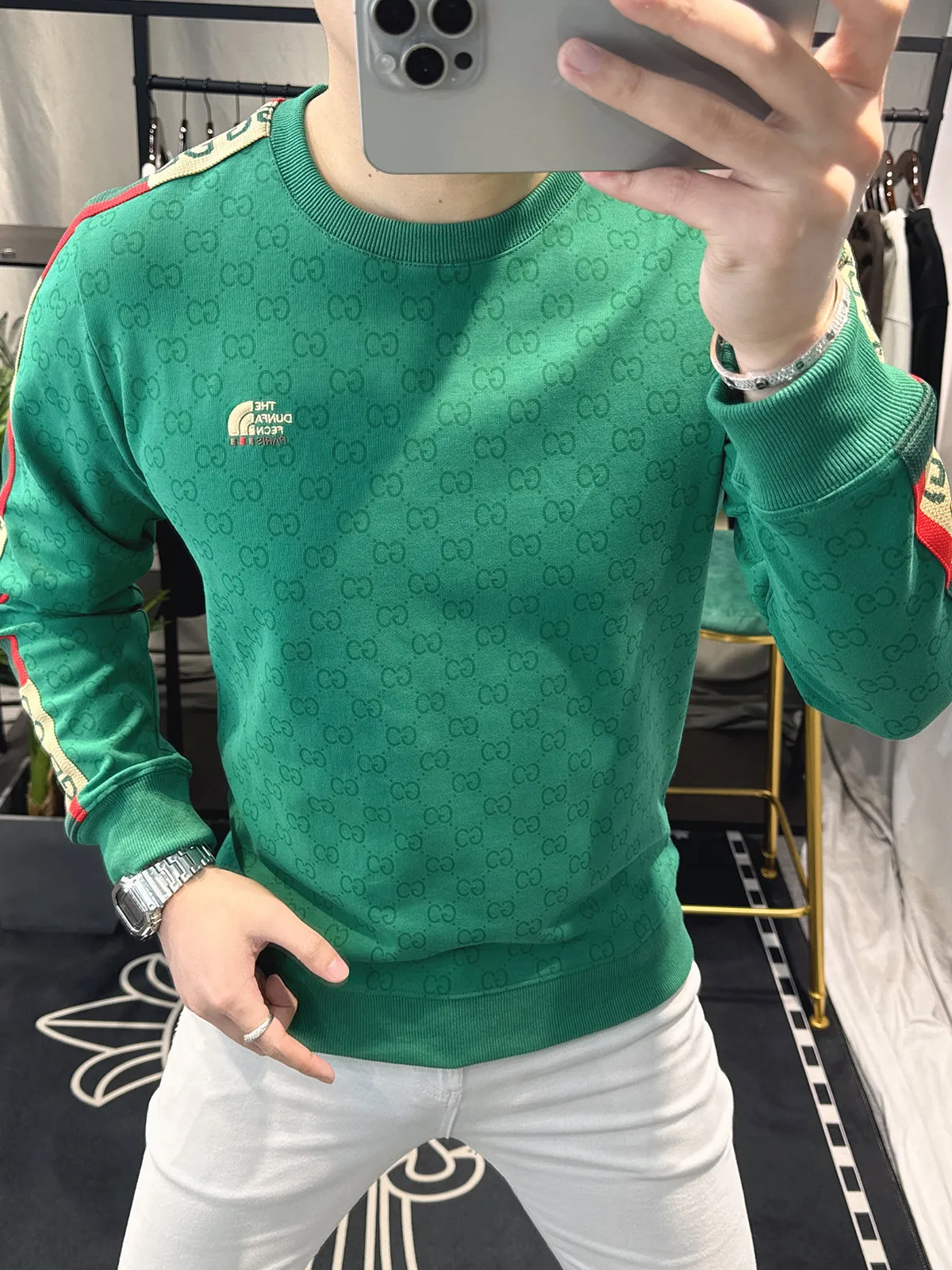 

Модный мужской свитшот с длинным рукавом, вышитый, для ношения под одеждой, весна-осень, удобный, из смеси хлопка и полиэстера, антибактериальный.