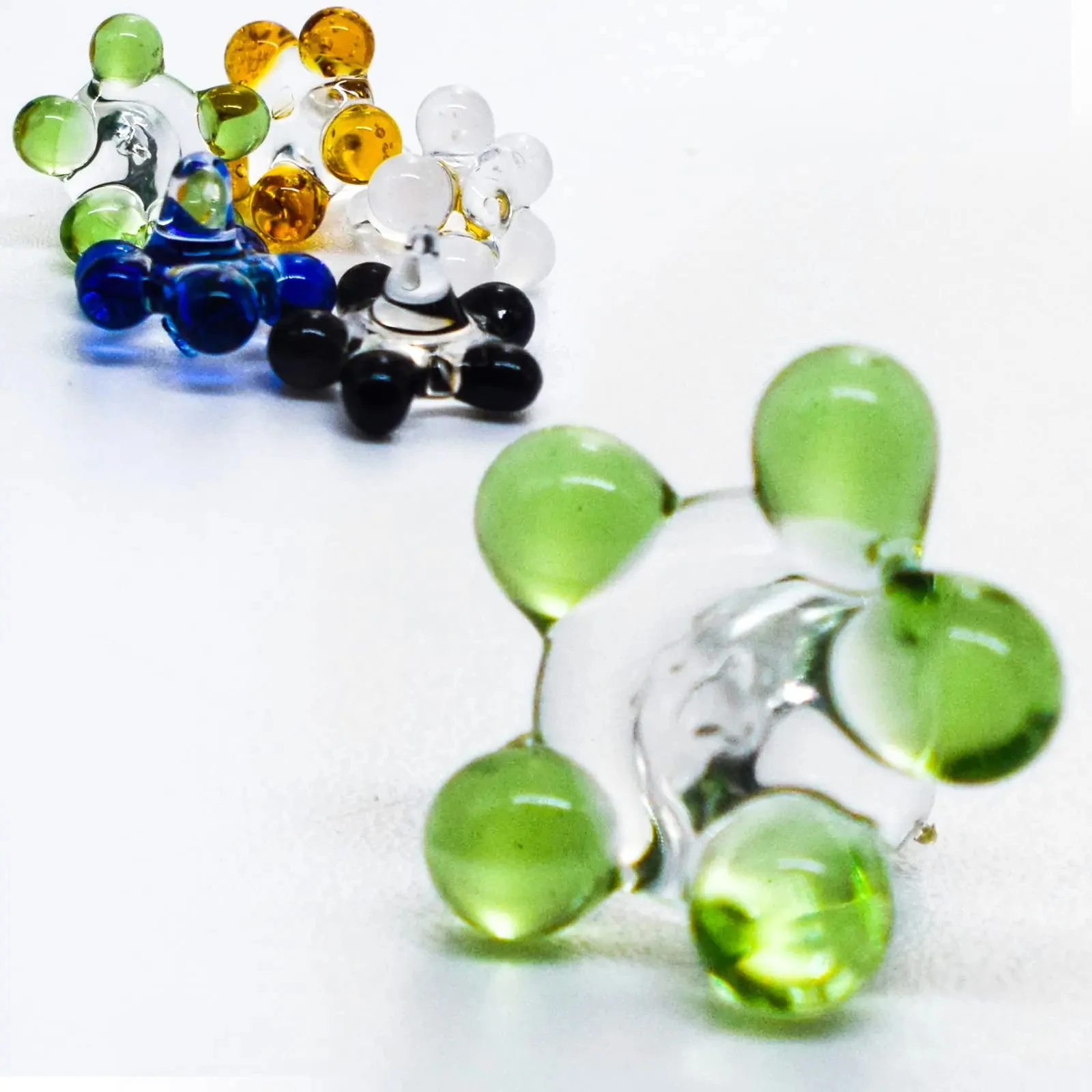 Small Mini Daisy Flower Beads Hand Blown Glass Filter Screens Premium Quality