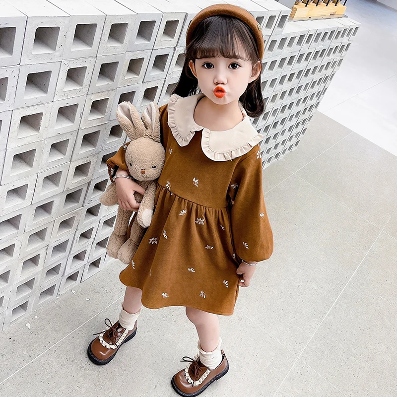 New Spring And Autumn Girls\' Dresses Long Sleeve Puffed Sleeve Square Collar Flower Embroidery Sweet Full Of Printed Edge Pleats