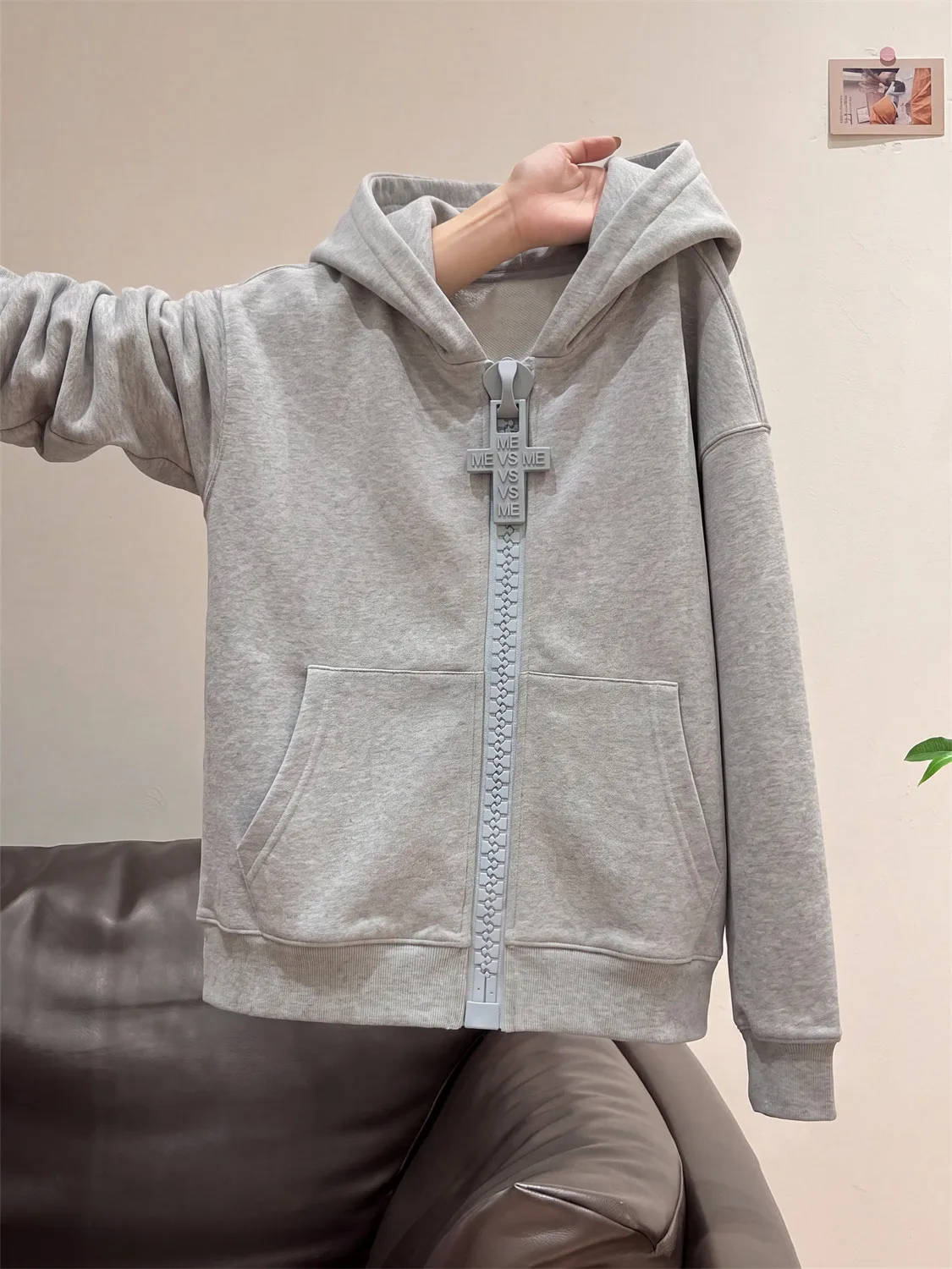 Jaqueta Moletom Casual Solta com Zíper Grande Unissex Estilo Outono Design Cruzado Confortável para Homens e Mulheres Moda Un...