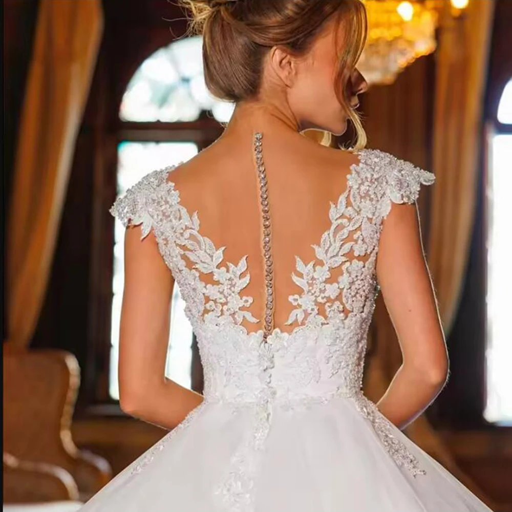 Robes de patients en dentelle romantique avec appliques personnalisées, manches courtes, encolure dégagée, mariage, quel que soit le train de balayage, luxe